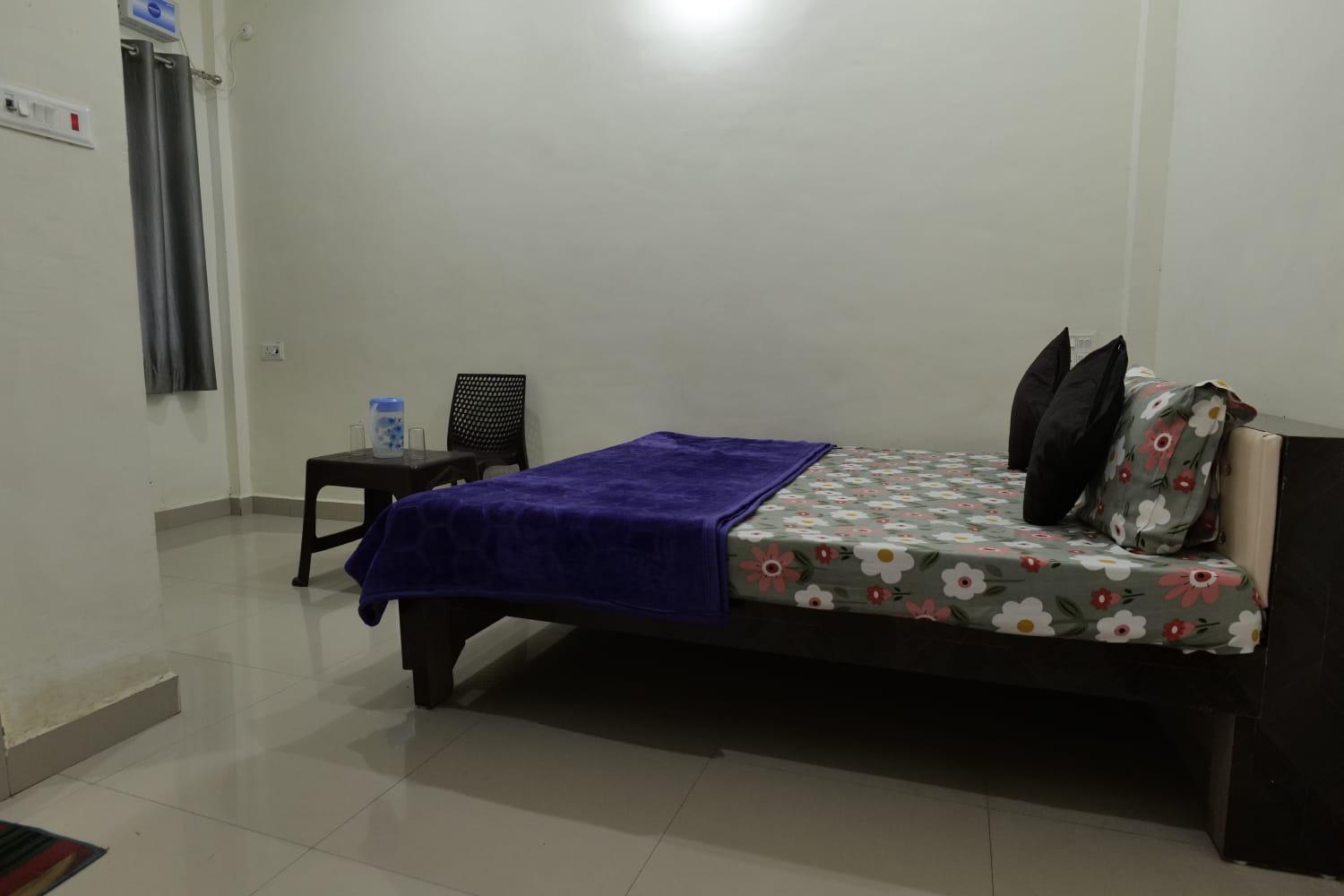 אורצ'ה Hotel Jaanvi מראה חיצוני תמונה